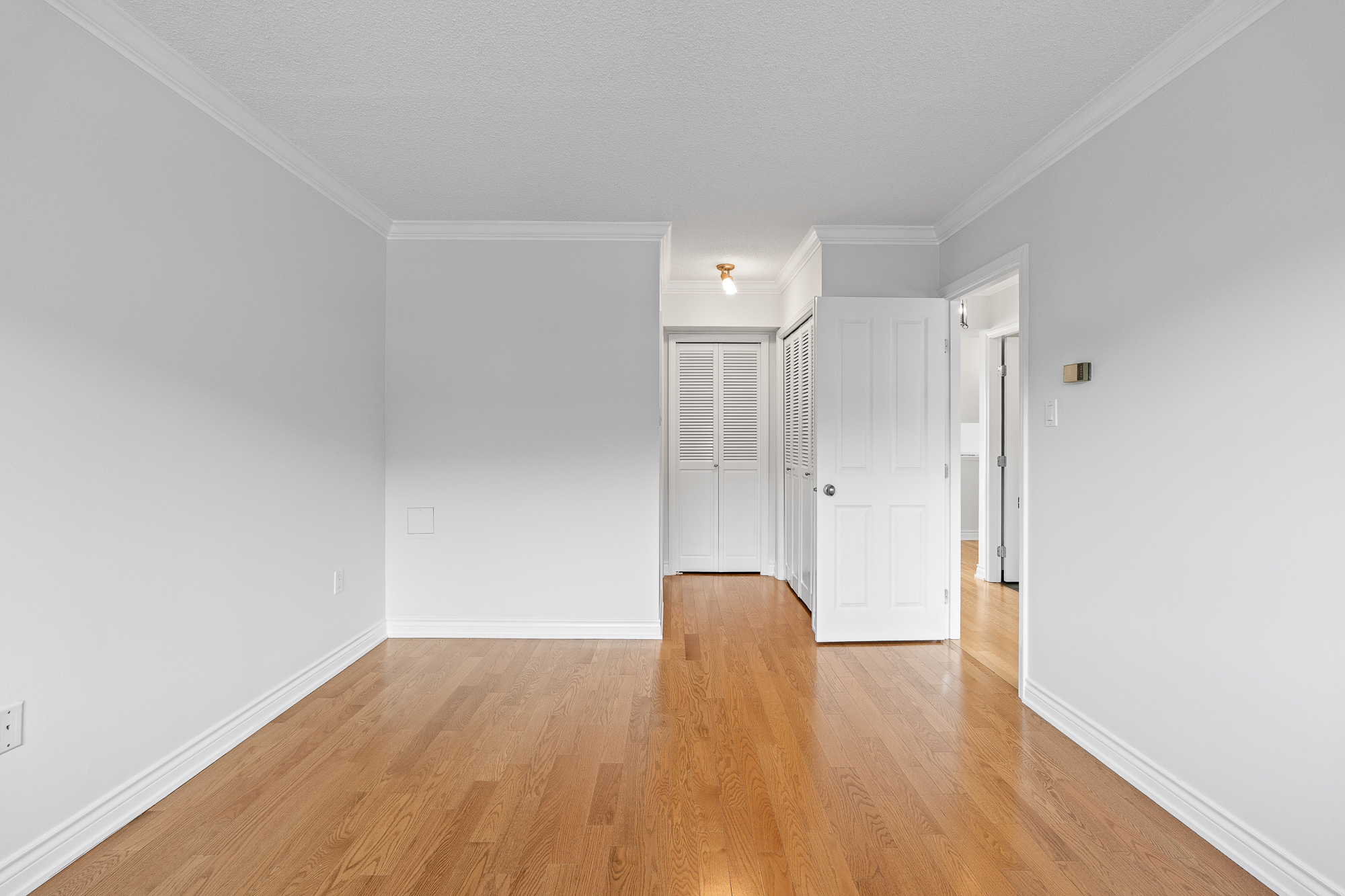 #203 - 150 24th Street